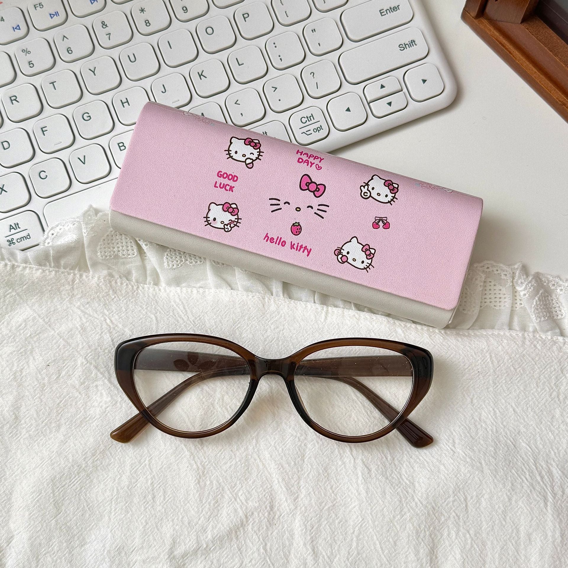 Ins Cartoon Glasses Case - Japanese Simple Portable Anti-Pressure